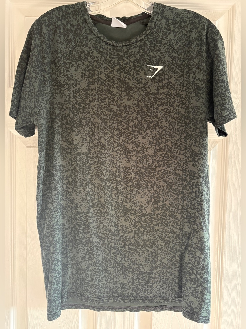 Gymshark Apex Seamless Camo Green Black Gym Short Sleeve T-Shirt Medium M